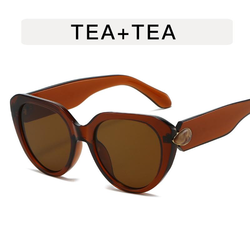 Cat Eye Shape Sunglasses Women European American Fashion Stylish Female Sun Glasses Holiday Travelling Woman Sun Glass
