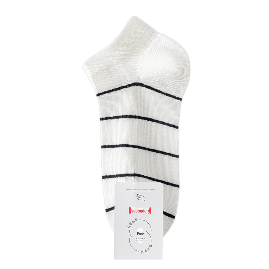 Men's Breathable Cotton Striped Crew Socks - Antibacterial, Deodorant, Sweat-Absorbent for Casual Sports, Spring & Autumn.