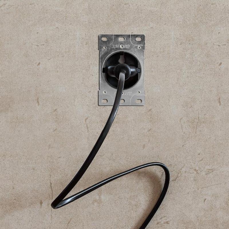 50A 250V RM 650DF NEMA 6 50R Outlet with Corrosion Resistant Construction for Industrial and Residential Use