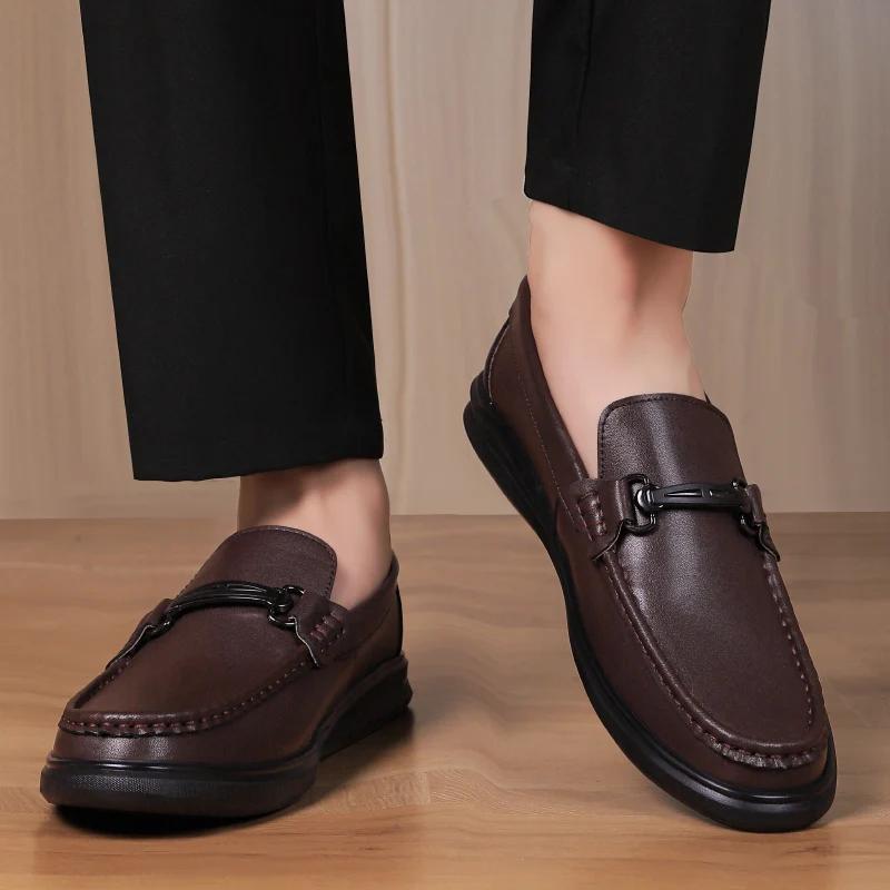 Fashion Men's Genuine Leather Loafers Slip-On Loafers Men Comfortable Walking Shoes Casual Breathable Flats Driving Moccasins for Men