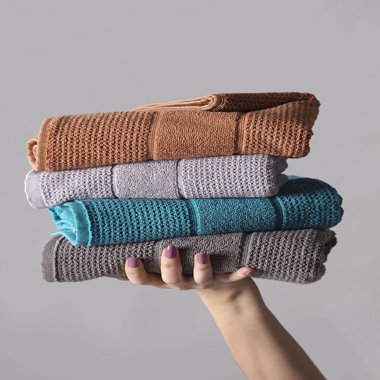 

Saint Belisama MGS Набор из 4 полотенец для рук и лица размером 50x90 см