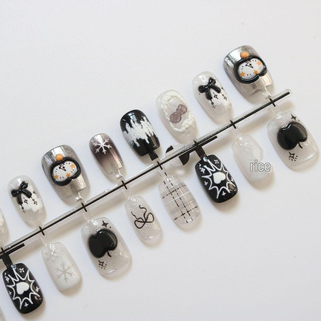 3D Sweet Cat Eye Wearable Nails – High-End Whitening Nail Art Patches