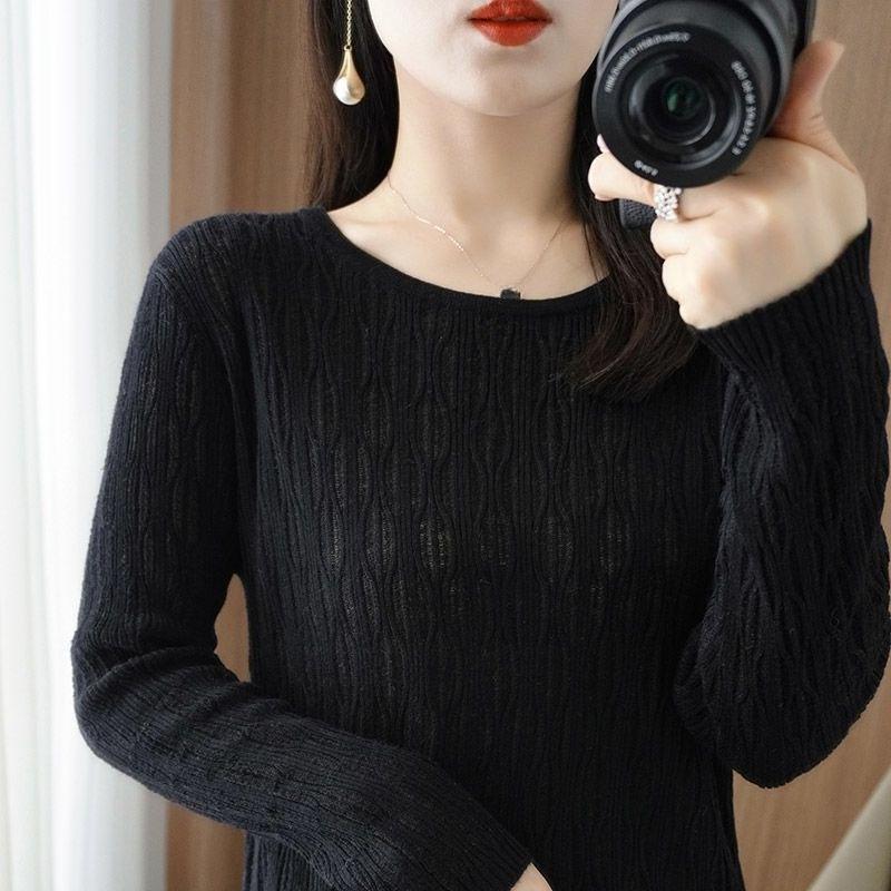 Fashionable Round-neck Knitted Sweater for Women In Autumn and Winter Thin Cut-out Sweater Loose Long-sleeved Pullover
