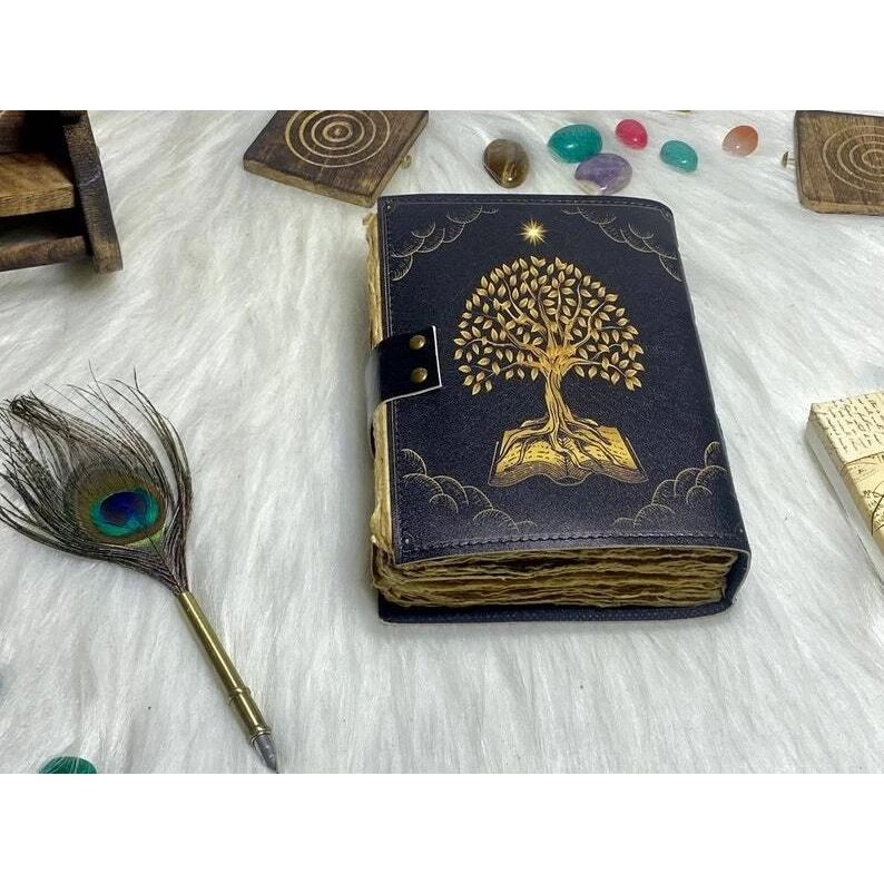 Handgefertigter mystischer Baumdruck Vintage Leder Journal Grimoire Journal Notizbuch