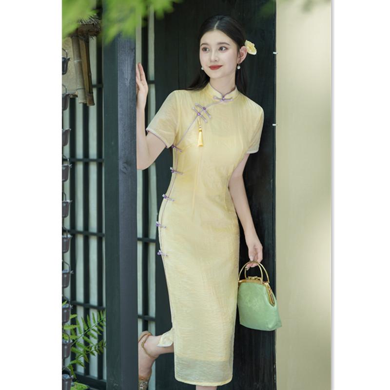 Bright yellow white cheongsam girl young early autumn new Chinese style improved slim and thin cheongsam skirt