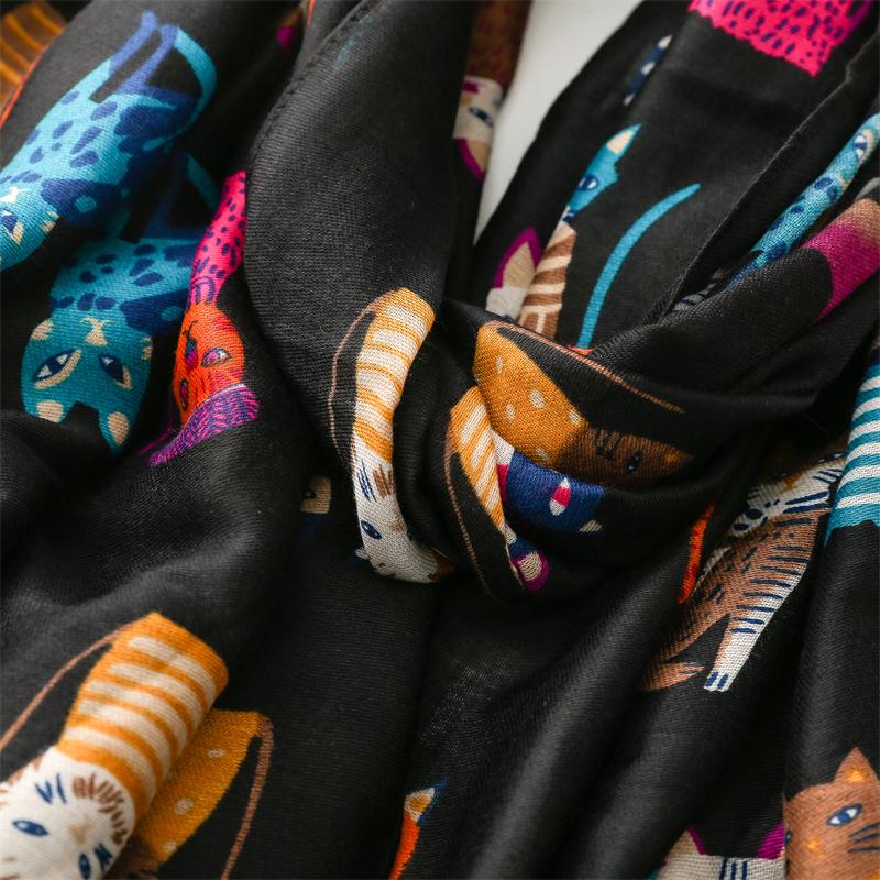 Autumn/Winter Cotton-Linen Silk Scarf: Fashionable Cartoon Kitten Print Shawl for Women