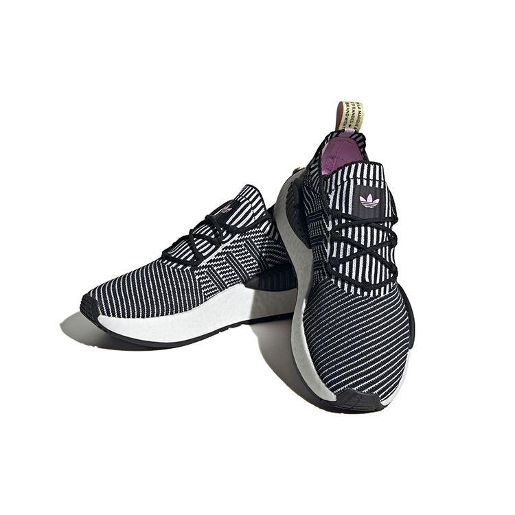 adidas NMD_W1