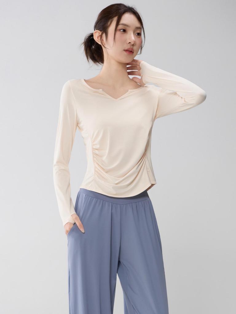 Women's V-Neck Yoga Suit: Loose, Quick-Dry, Long Sleeve for Casual Sports and Pilates Training