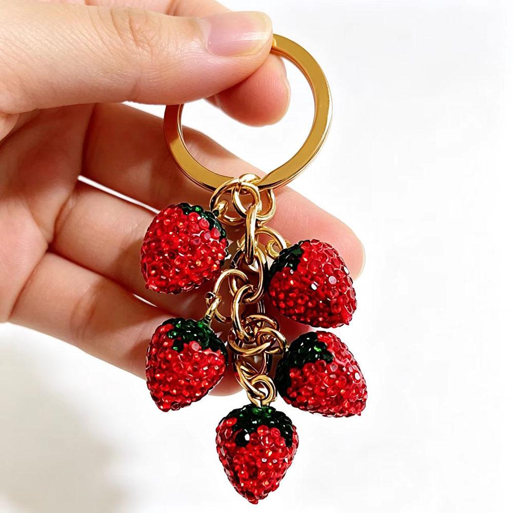 Crystal 3D Diamond Strawberry Keychain - Stylish & Versatile Girls Bag Pendant Gift