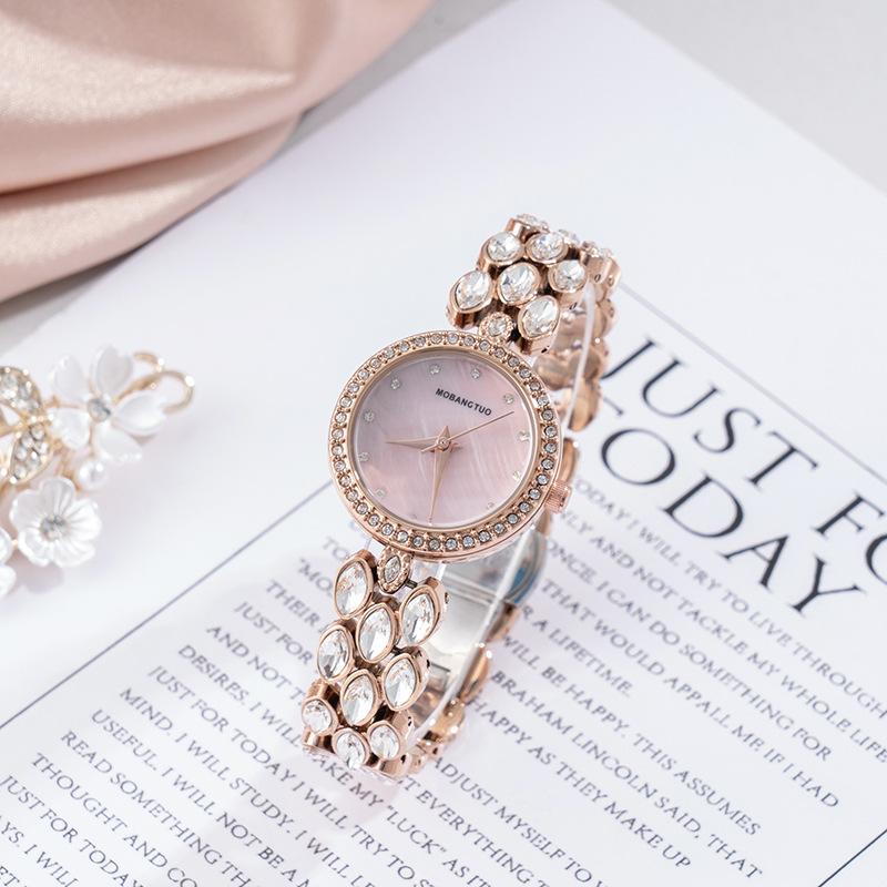 Diamond Zircon Bracelet Women'S Watch Fashion Fritillary Small Metal With Quartz Waterproof Watch
