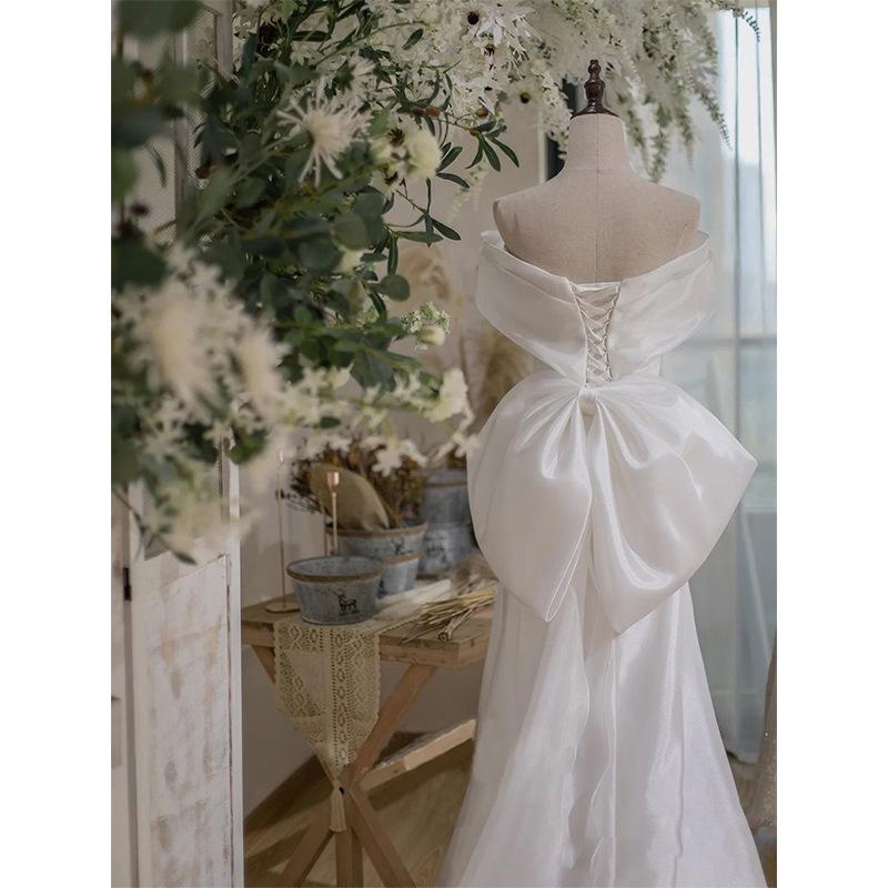 Light wedding dress 1011 new simple satin French fishtail temperament bride super fairy dream Mori travel dress skirt