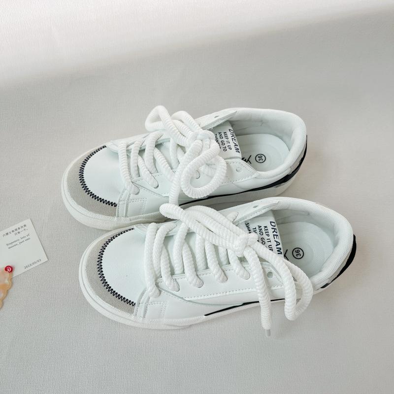 

Маленькие белые туфли Студентки Универсальные Осенние Новые Плоские Универсальные Удобные Модные Повседневные Туфли 40 белый