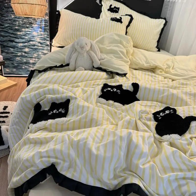 

Pink Striped Cat Embroidery Bedding Set Korean Style Washing Cotton Cute Cardboard Duvet Cover Bed Sheet Pillowcases 3/4pcs Cover 150 x 200 3pcs