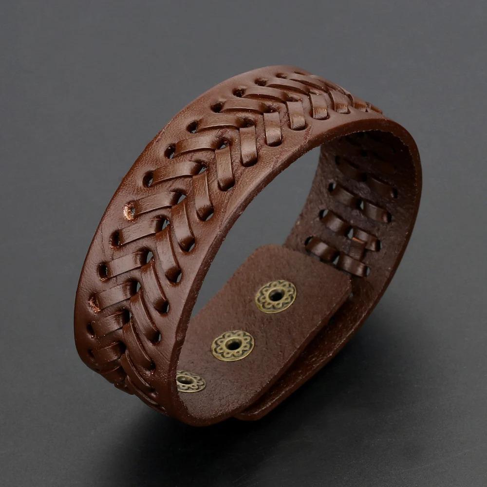 Simple Cowhide Leather Hand Strap: Stylish Thin Bracelet for Men & Women, Retro Design with Smooth Finish