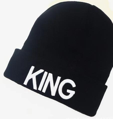 Autumn Winter 3D Stereo Embroidery Beanie Hat Custom Logo Black White KING QUEEN Letter Warm Puff Printing Digital Image Common чёрный