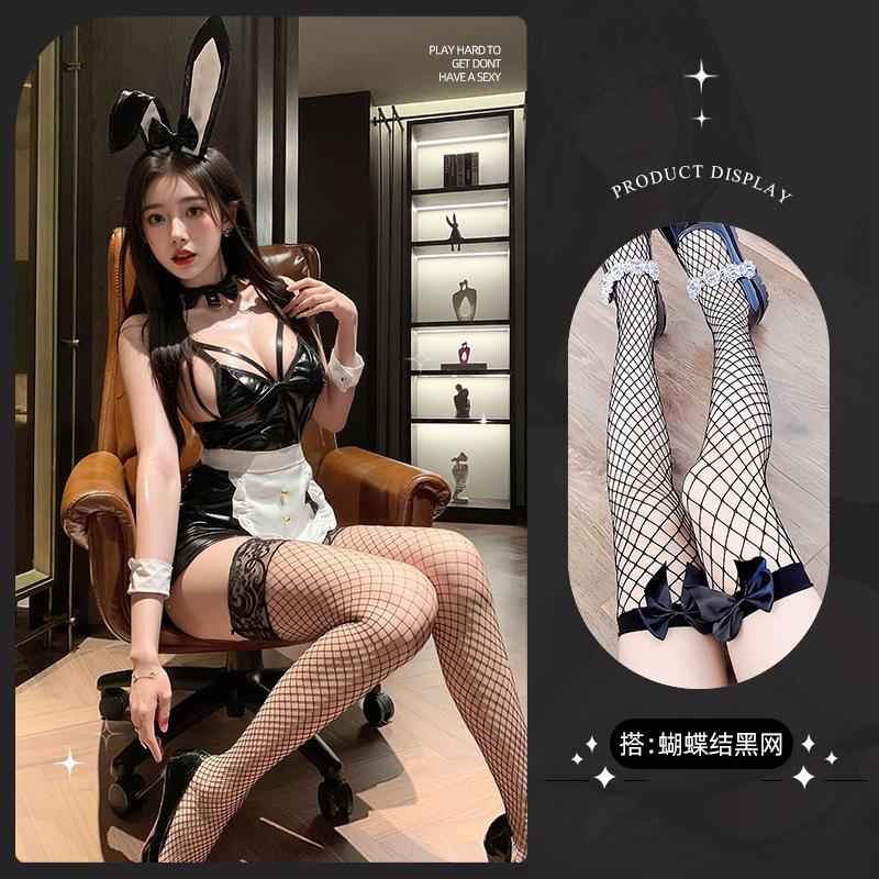 Sexy two-dimensional maid exposed buttocks free home flirting miniskirt bunny girl uniform patent leather queen hip wrap skirt