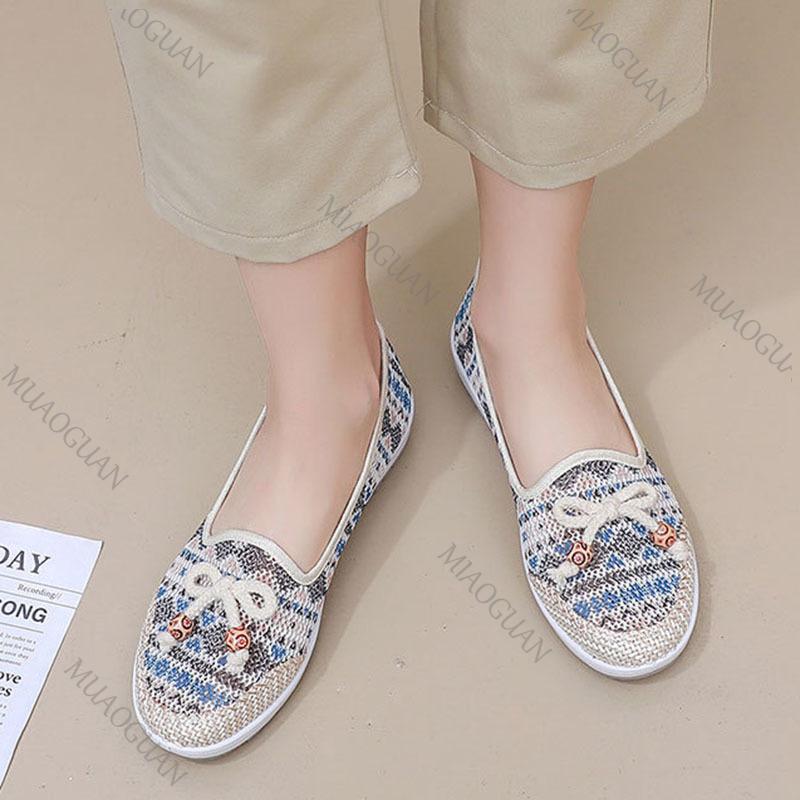 Fashion Women Flats Breathable Slip-On Shoes Summer New Style Mom Shoes Flat Mixed Color Casual Soft Sole Embroidery Footwear for Women