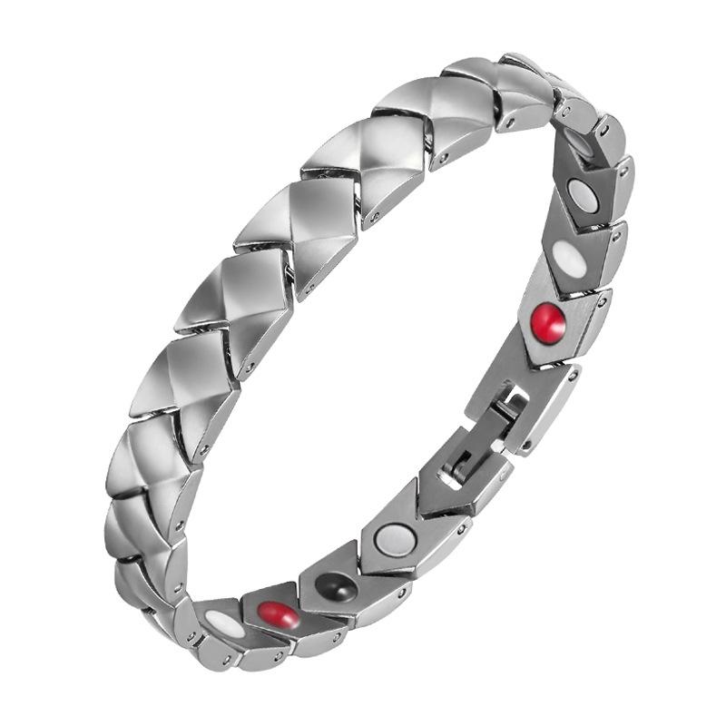 Luxurious SVANHILD Titanium Bracelet - Mirror-Polished Cubes for Boardroom To Gala Events