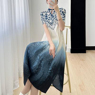 Loose and Slimming Gradient Print, Comfortable and Casual Temperament, Fashionable Dress for Women's Summer New Style