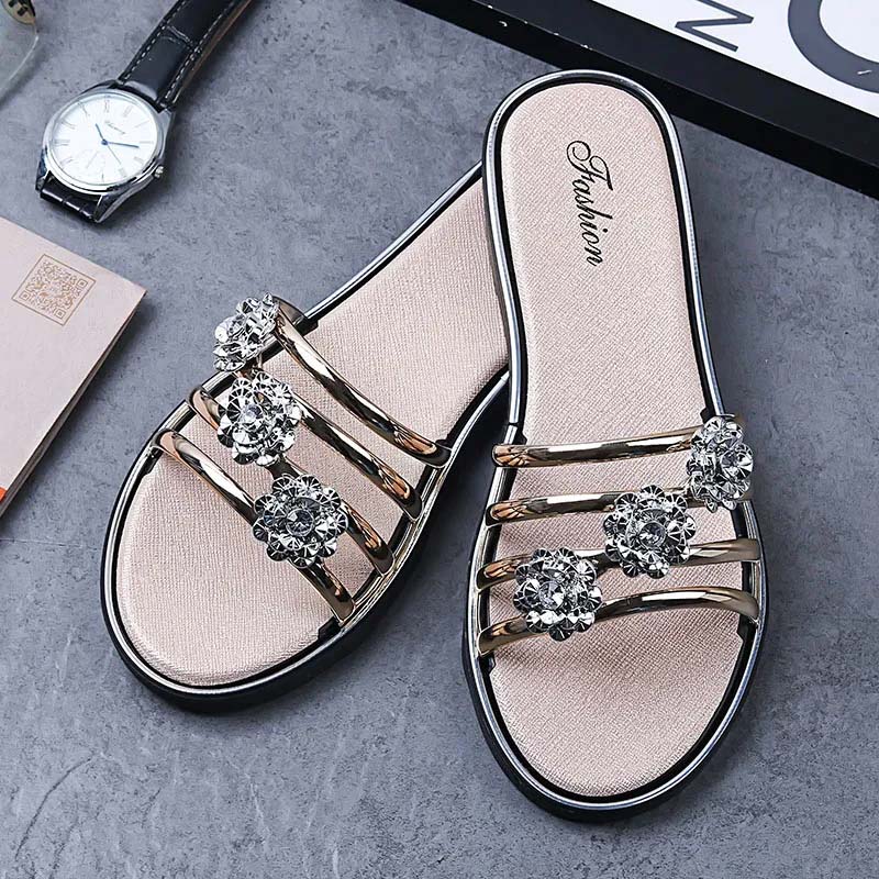 Women Peep Toe Sandals High Quality Rhinestones Slippers Anti Skid Flip Flops Crystal Women Shoes Summer Beach Footwear Lightweight Flat Sandals
