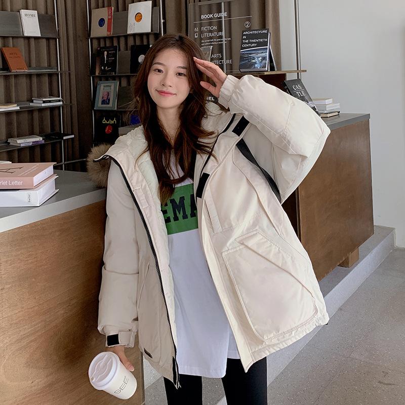 Winter Baumwollgepolsterte Kleidung Neue Schule zum Überwinden Damenmantel Verdickendes Werkzeug Großer Pelzkragen Daunen Baumwollgepolsterte Jacke Outdoor-Jacke.