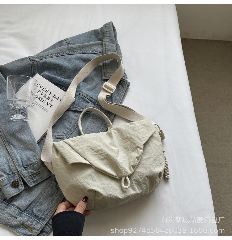 

2025 New Women s Bag Casual Chest Bag Women s Summer Cycling Crossbody Bag Boys Sports Handheld One Shoulder Waterproof and Lightweight