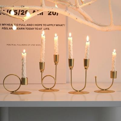 U-shaped Tabletop Candle Holders Metal Double Headed Candlestick Holder Home and Hotel Decoration Ornament