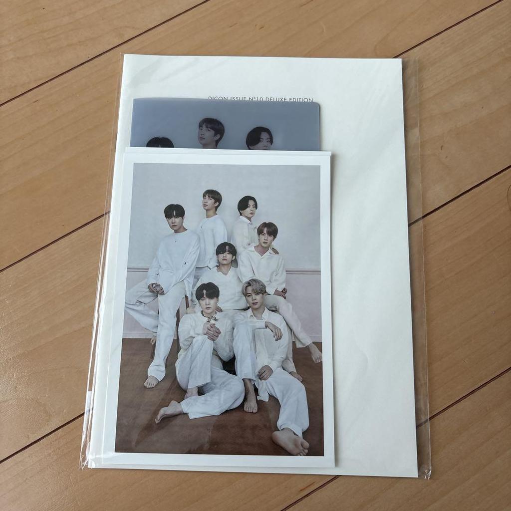 [USED] BTS D'ICON ISSUE No. 10 with clear file
