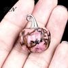 Mini Carved Pumpkin Ornaments Natural Crystal Pendant, Stone Charm with Halloween Party Supplies Metal Hook, Micro Landscape Decor, Holiday