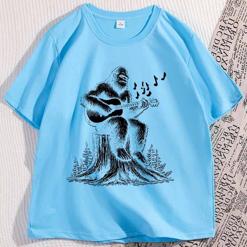 Retro Bigfoot Playing Guitar Funny 90s T Shirt Casual Cotton Short Sleeve Bigfoot Tshirt Loose Comfortable Graphic Tees