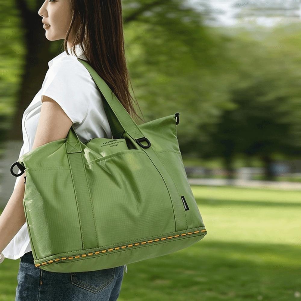 Lightweight Travel Duffel Bag Large Capacity Shoulder Bag Expandable Duffel Bag  Travel Use