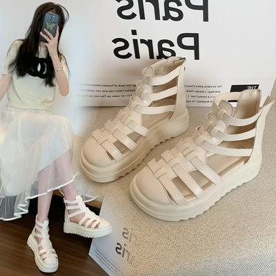 Sandales d'été tendance 2024 pour femmes, chaussures de plage plates à bout ouvert et à tête ronde, style rétro