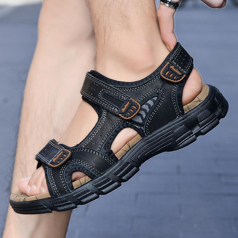 Men's Outdoor Leisure Beach Open-toe Leather Sandals Large Size Wading and Stream Tracing Shoes