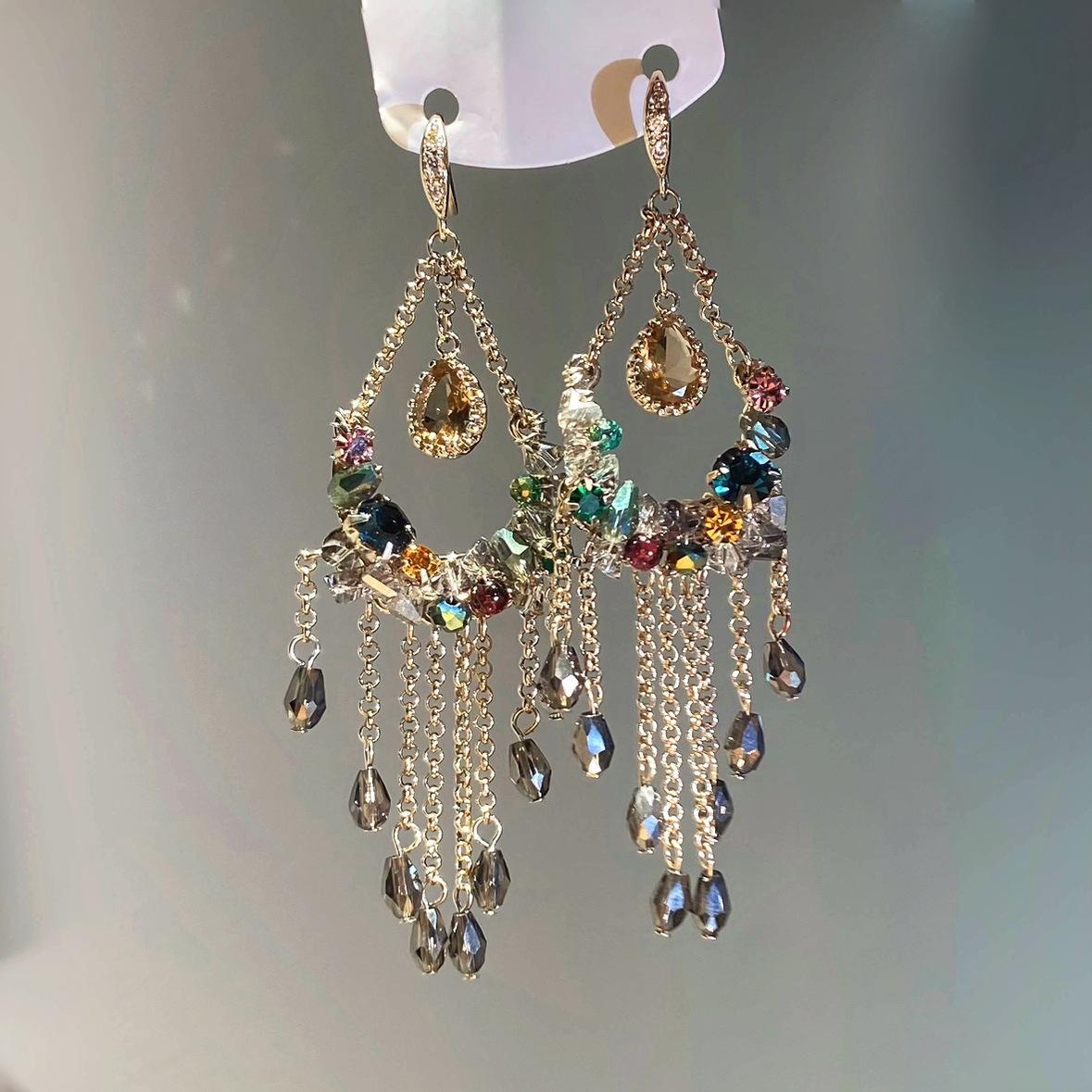 

Серьги-каффы в виде капли воды с бахромой из кристаллов, инкрустированных супер-яркими бриллиантами, французские ретро этнические серьги, высококлассные модные персонализированные серьги