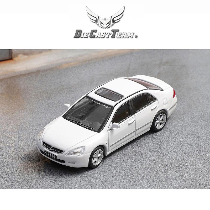DCT 1/64 Honda 7th Generation Accord Car Alloy Motor Vehicle Diecast Metal Model Kids Xmas Gift Toys for Boys