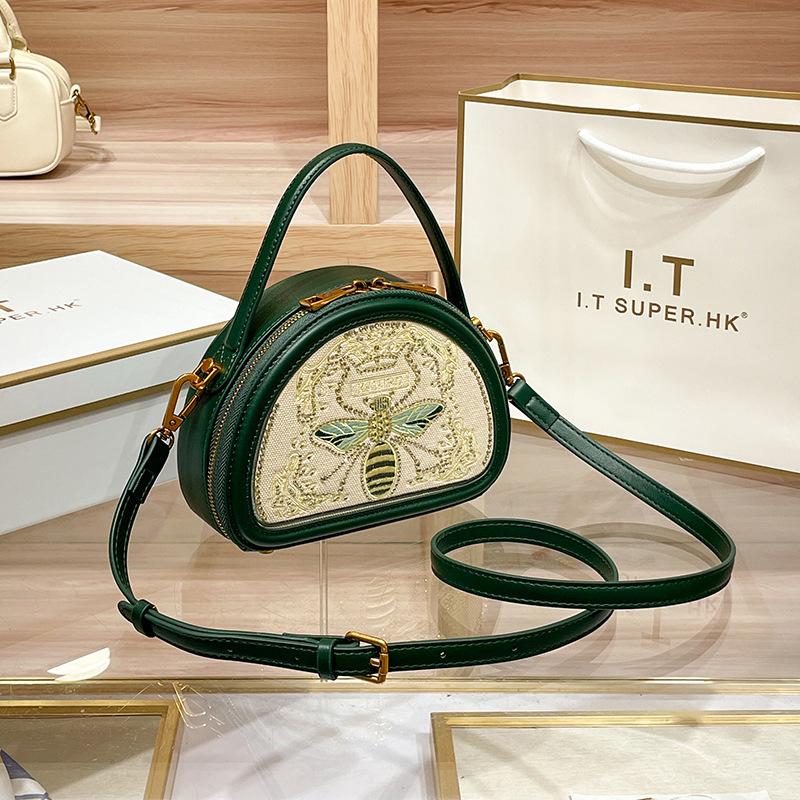 Guangzhou Women's High-end Embroidered Leather Bag, Women's New Bee Bag, Women's Versatile Single Shoulder Crossbody Small Bag