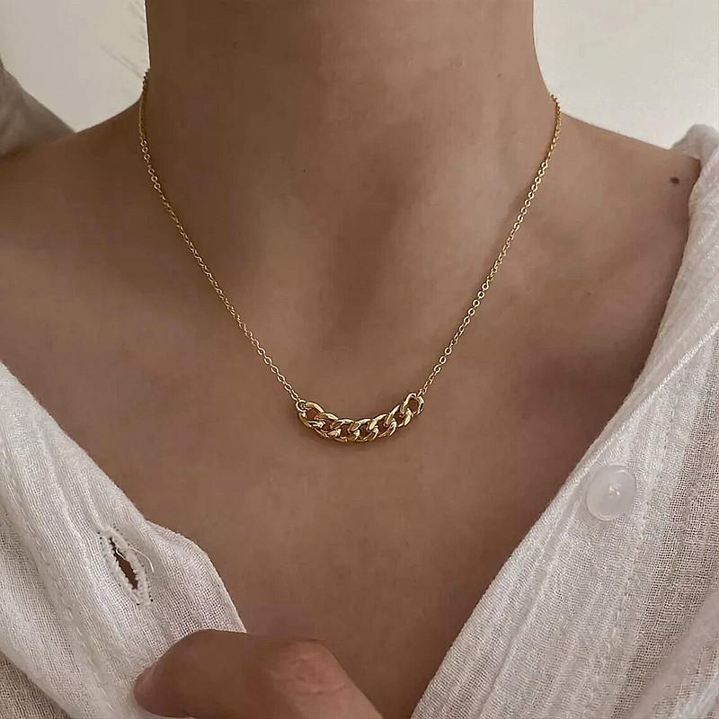 Fashion High Design Cold Wind Collarbone Chain Women Versatile Simple Splicing Short URL Necklace