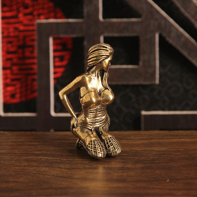 Kneeling Nude Lady Statue Kneeling Women Figurines Nude Brass Ornament For Home Bookshelf Bedroom Decor
