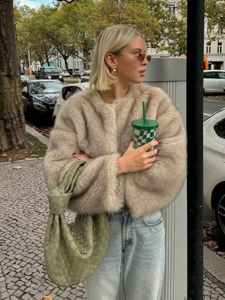 INS High-End Women's Faux Fur Fluffy Coat - Autumn/Winter Loose Warm Cardigan