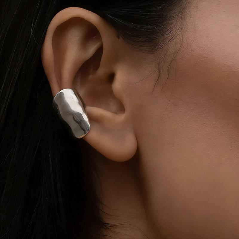 Minimalist Irregular Smooth Ear Clip for Women Wide C Shape Geometry Charm No Ear Hole Clip Earrings Punk Metal Jewelry Gifts