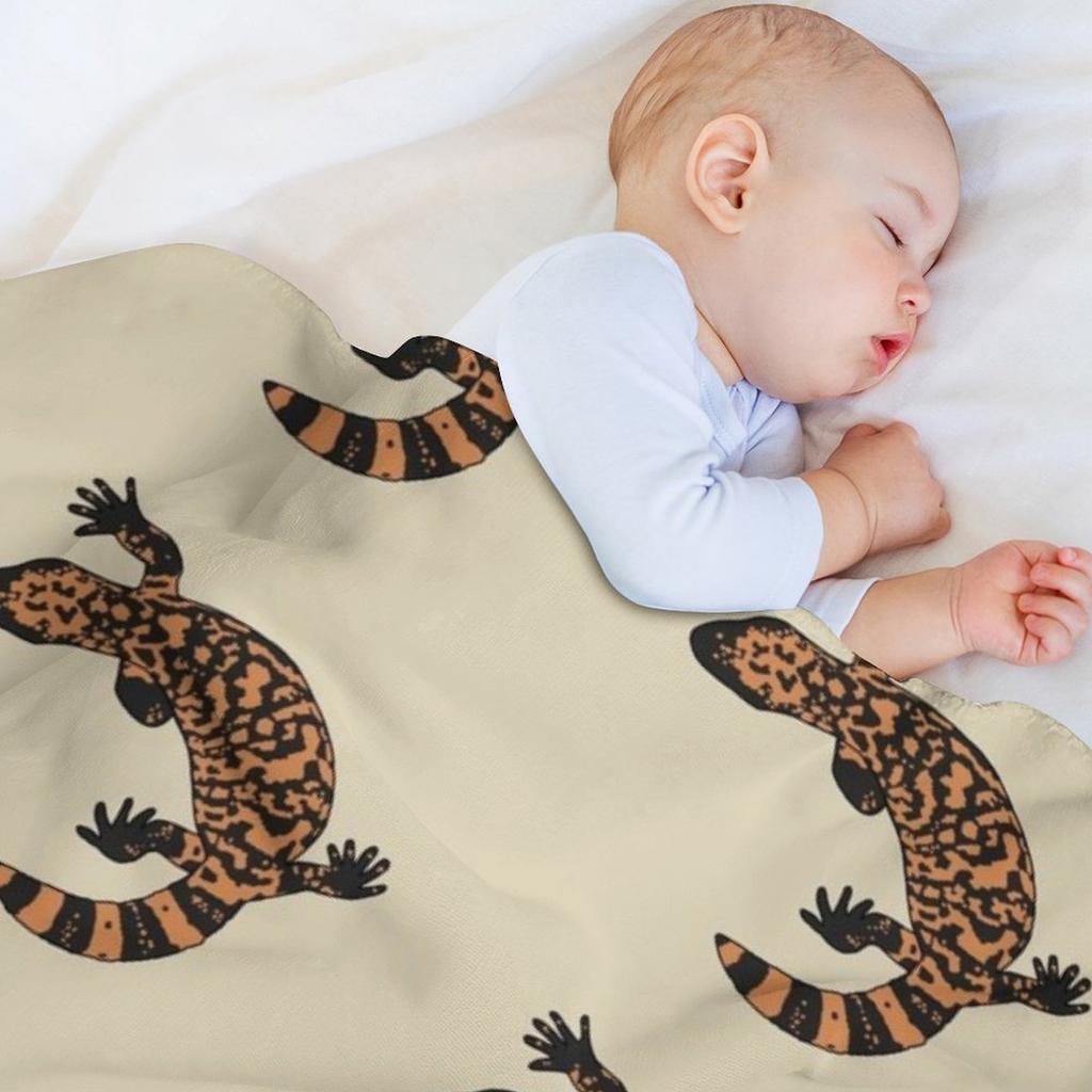 Gila monster Throw Blanket Warm Throw Blanket Gift for Anniversary