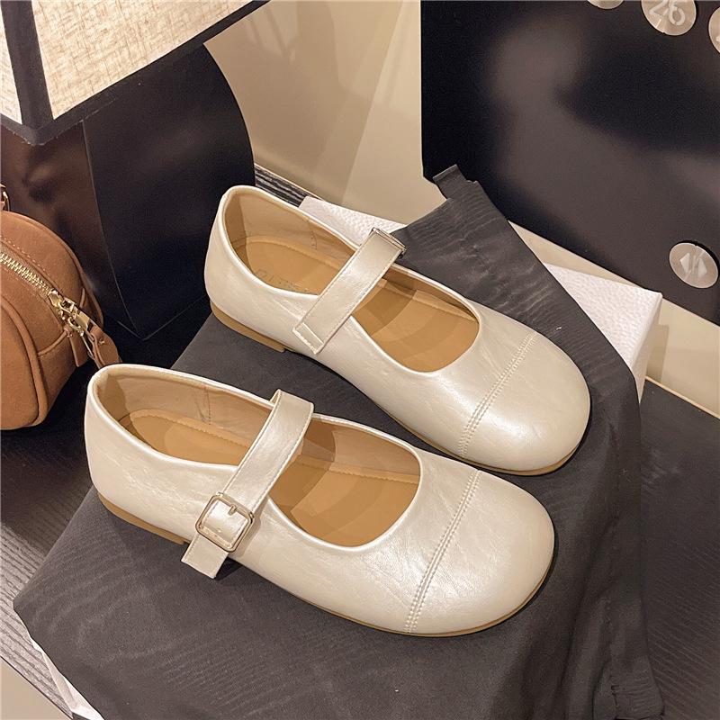 Nya bekväma damskor med platt botten, låg skärning, rund tå, enkla skor, 2025 vår, mjuk sula, ledig, koreansk version, retro Mary Jane-skor