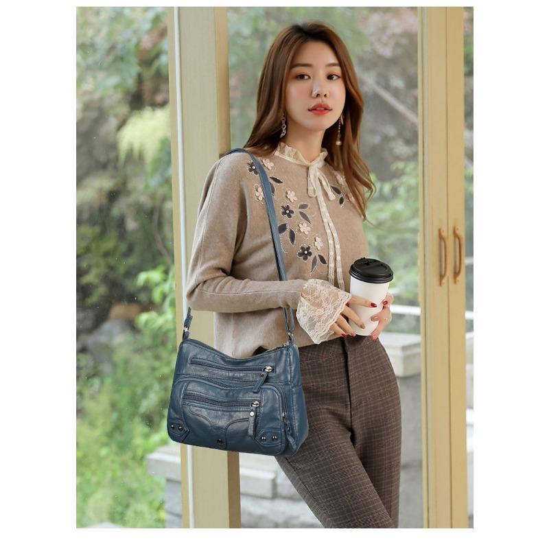 Vintage Versatile Large Capacity Casual Shoulder Bag