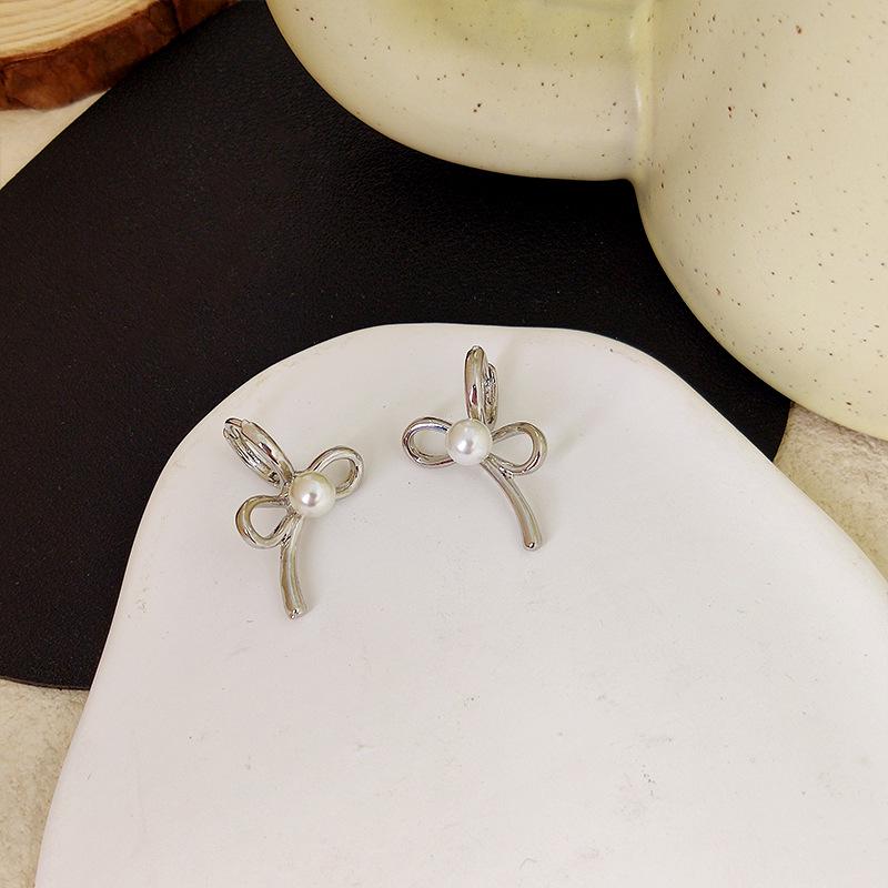 

Жемчужные серьги-каффы в виде бантиков для балета: Элегантные серьги в стиле ретро для женщин