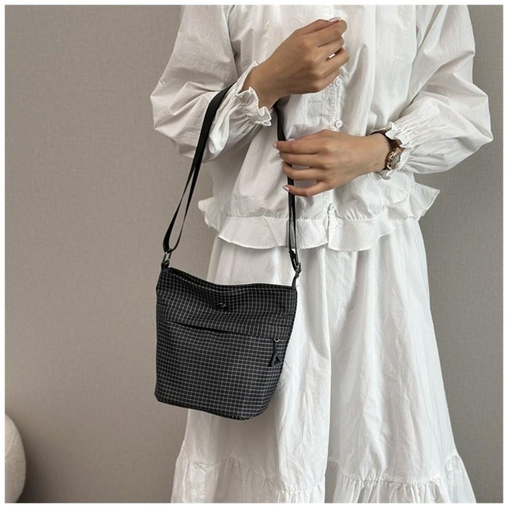 New Plaid Pattern Plaid Square Bag Lightweight Adjustable Strap Shoulder Crossbody Bag Phone Bag Casual