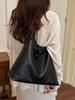 2026 Summer Woven Texture Shoulder Bag: Fashionable, Simple Bucket Design, High-Style Handbag for Daily Commute