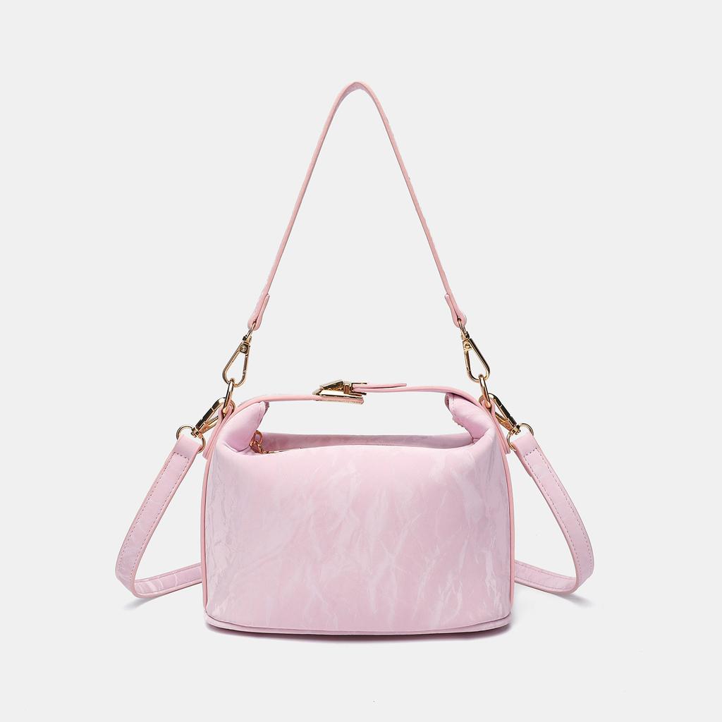 Trendy, Simple and Casual Single-shoulder Crossbody Bag for Women, with A Small Square Shape and Hand-held Design.