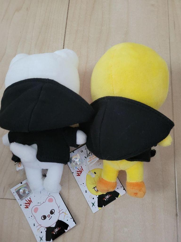 [USED] Stray Kids Felix Hyunjin Plush Toy