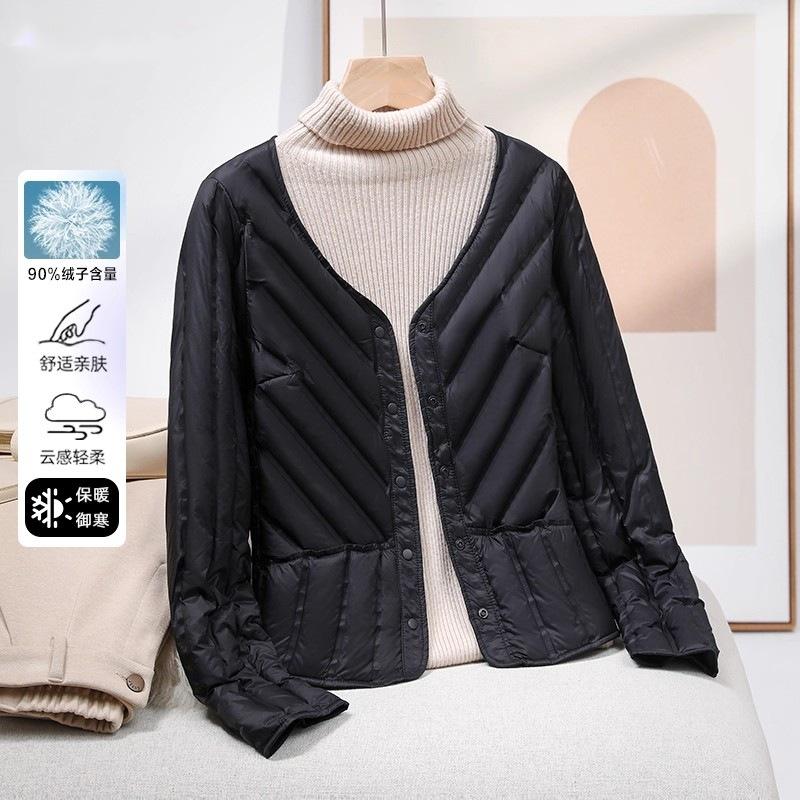 Light and Thin Down Women's New Liner Short Collarless, Light and Warm Inside, Bottom and Slim Spring and Autumn Coat
