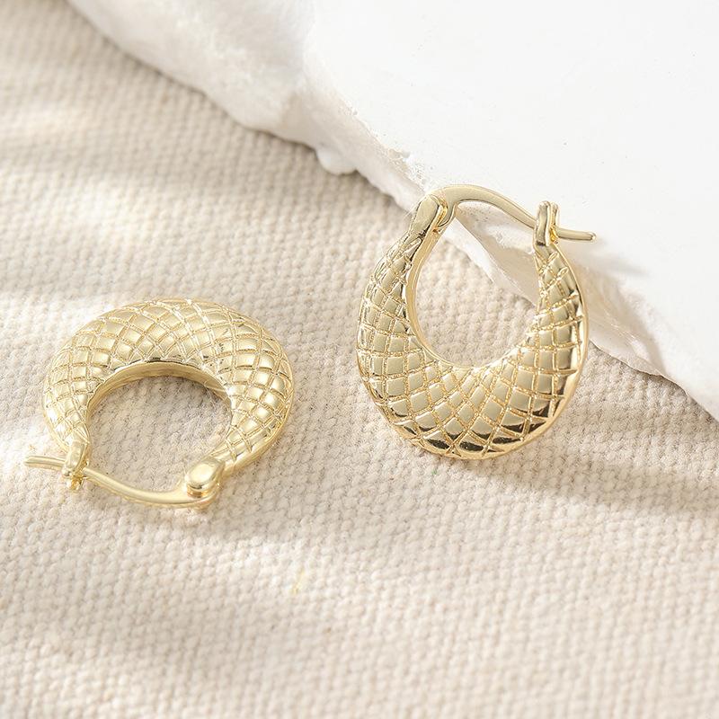 Earrings, European and American Ins Style Women's Earrings, Simple Wind Copper Plated Small Earrings